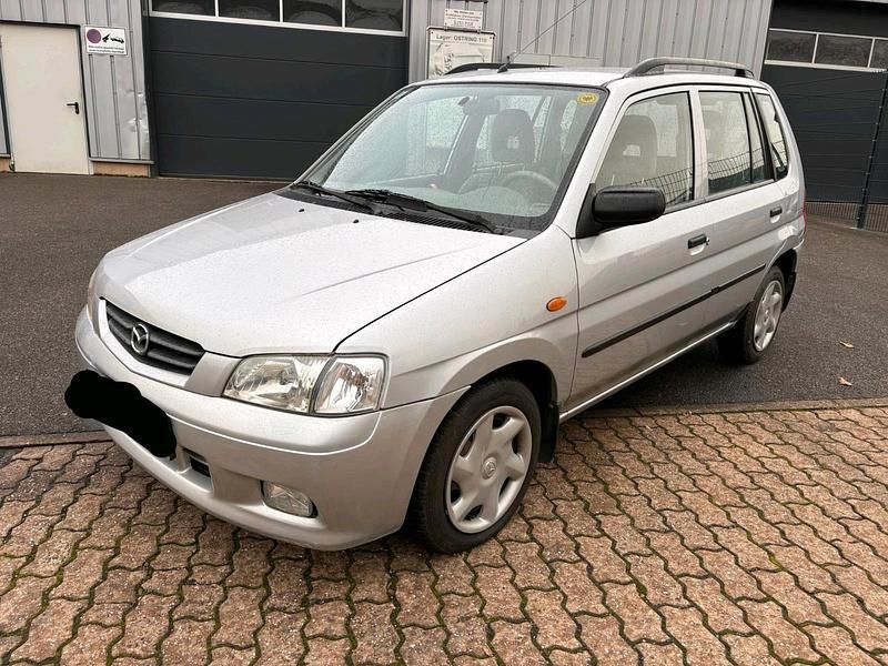 Silber Gebraucht 2001 Mazda Demio Kleinwagen | 2.699 € (Etwas zu teuer) - Bild 1/4