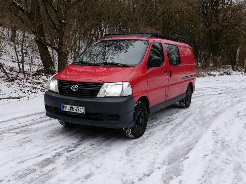 Gebraucht Toyota HiAce 117 PS (86 kW) 2007 Rot Van / Kleinbus