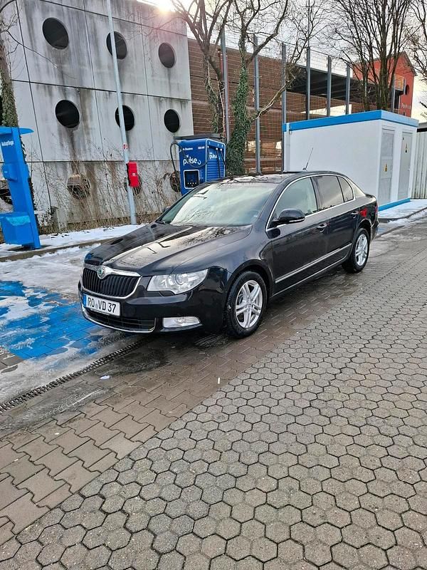 Gebraucht Skoda Superb 170 PS (125 kW) 2009 Schwarz Limousine