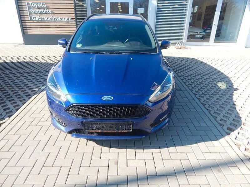 Gebraucht Ford Focus ST-Line 182 PS (133 kW) 2017 Blau Limousine