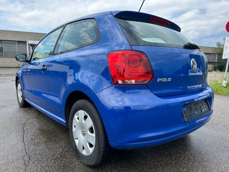 Gebraucht VW Polo Trendline 60 PS (44 kW) 2011 Blau Kleinwagen