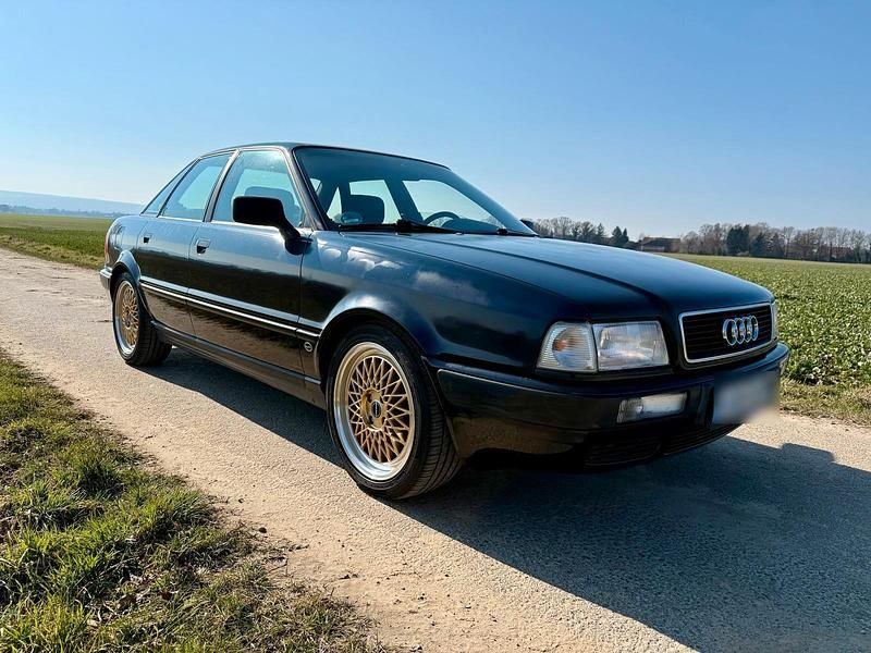 Gebraucht Audi 80 133 PS (97 kW) 1994 Andere farben Limousine