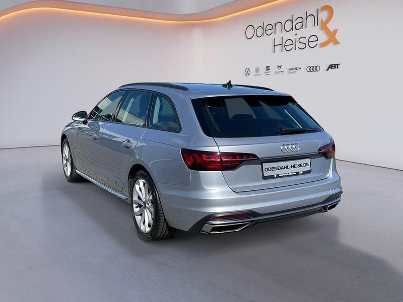 Gebraucht Audi A4 Advanced Plus 163 PS (119 kW) 2022 Florettsilber metallic Kombi