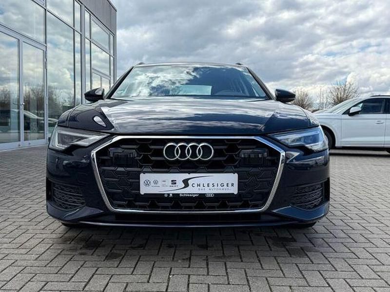 Gebraucht Audi A6 Premium 204 PS (150 kW) 2024 Blau Kombi