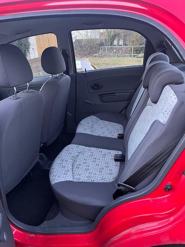 Gebraucht Chevrolet Matiz 52 PS (38 kW) 2009 Rot Kleinwagen