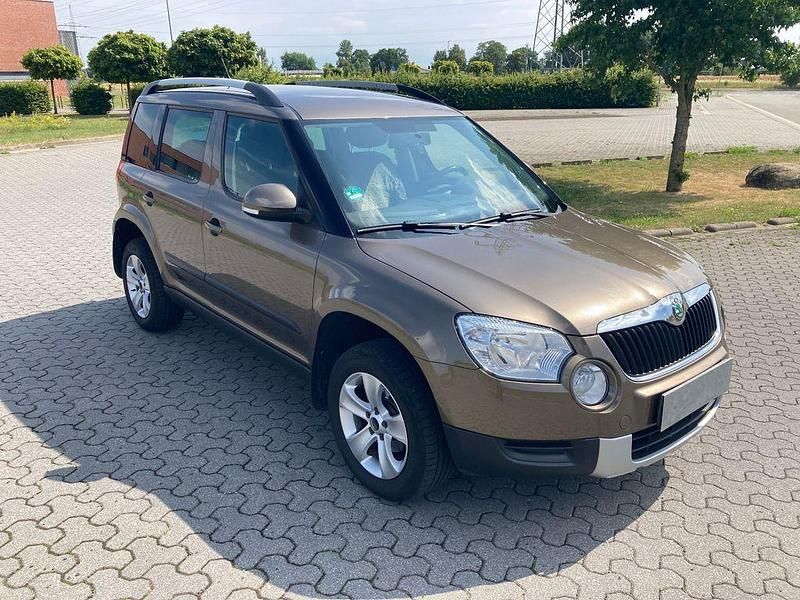 Gebraucht Skoda Yeti 105 PS (77 kW) 2012 Braun SUV
