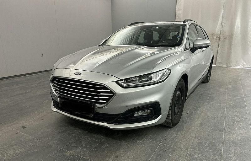Silber Gebraucht 2021 Ford Mondeo Trend Kombi | 15.900 € (Fairer Preis) - Bild 1/4