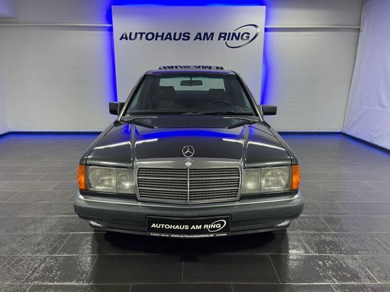 Gebraucht Mercedes 190 Sportline 136 PS (100 kW) 1993 Schwarz metallic Limousine