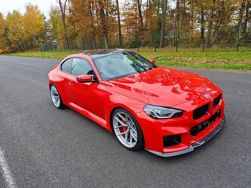 Rot Gebraucht 2023 BMW M2 Performance Coupé | 71.000 € (Teuer) - Bild 1/4