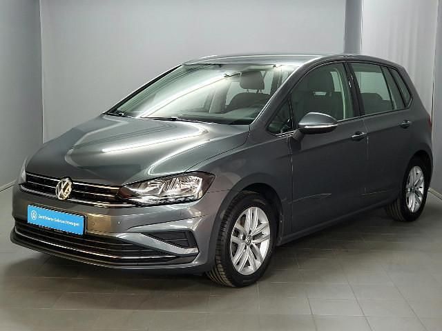 Indiumgrau (silber), metallic Gebraucht 2018 VW Golf Sportsvan Comfortline Van / Kleinbus | 18.670 € (Etwas zu teuer) - Bild 1/4