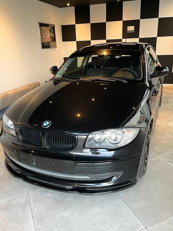 Gebraucht BMW 118 Coupé 143 PS (105 kW) 2009 Schwarz Coupé