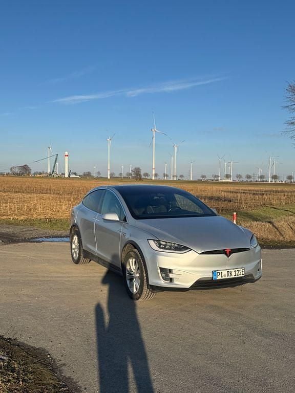 Gebraucht Tesla Model X 244 kW (332 PS) 2017 Silber SUV