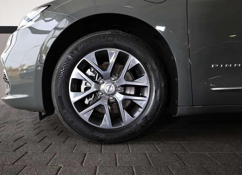 Usado Chrysler Pacifica 264 CV (194 kW) 2021 Gris Monovolumen