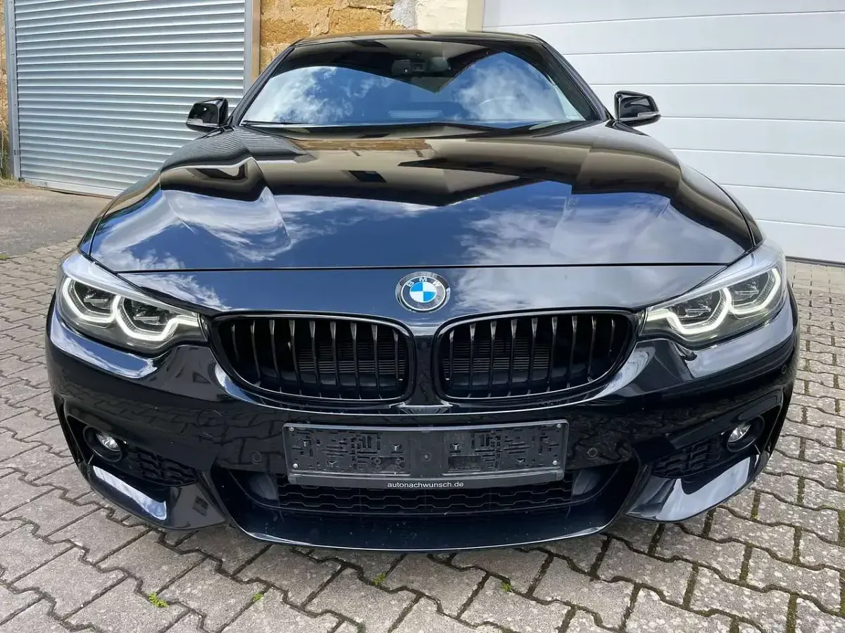 Gebraucht BMW 420 Coupé M Sport 184 PS (135 kW) 2020 Black sapphire metallic Coupé