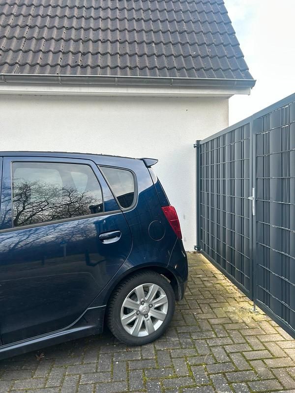 Gebraucht Mitsubishi Colt 95 PS (69 kW) 2011 Blau Kleinwagen