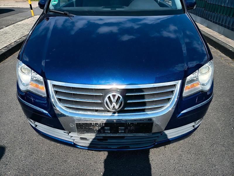 Gebraucht VW Touran 140 PS (102 kW) 2007 Blau Van / Kleinbus