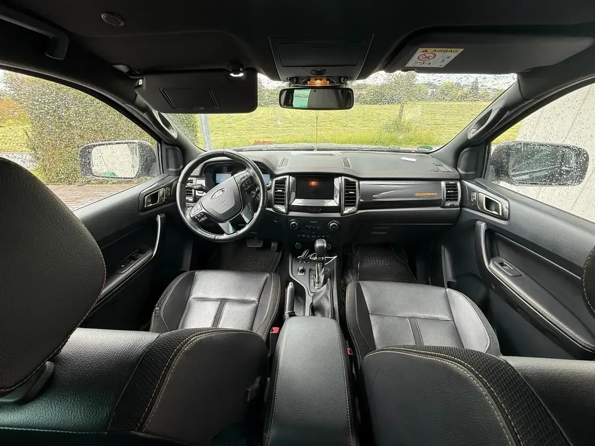 Gebraucht Ford Ranger 212 PS (155 kW) 2022 Schwarz Pickup