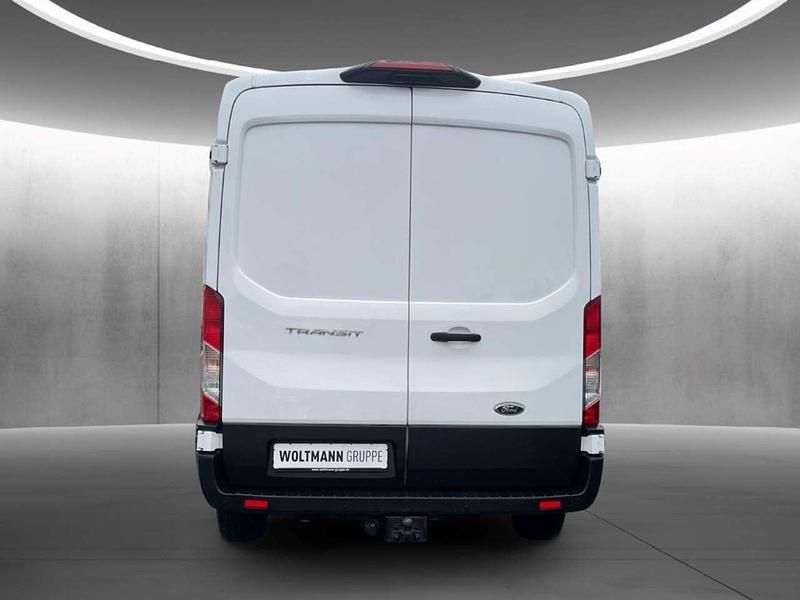 Gebraucht Ford Transit Trend 131 PS (96 kW) 2022 Frostweiß Van / Kleinbus