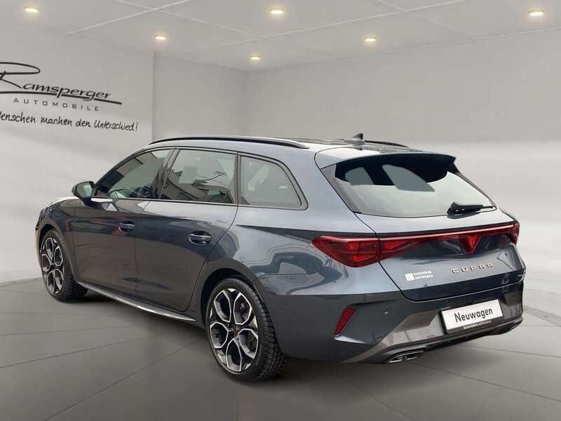 Usata Cupra Leon 150 CV (110 kW) 2024 Grigio Station wagon