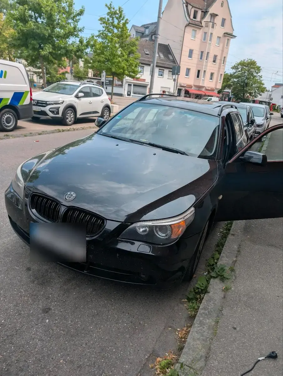 Gebraucht BMW 530 218 PS (160 kW) 2005 Schwarz Kombi