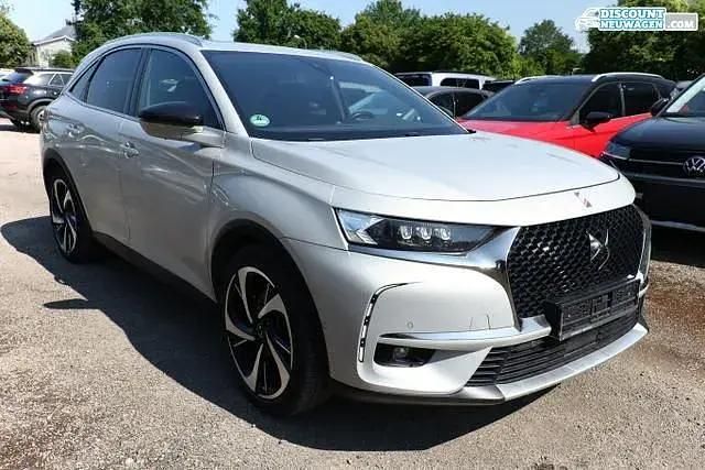Chrystal pearl metallic Gebraucht 2021 DS Automobiles DS7 Crossback Grand Chic SUV | 24.716 € (Fairer Preis) - Bild 1/3