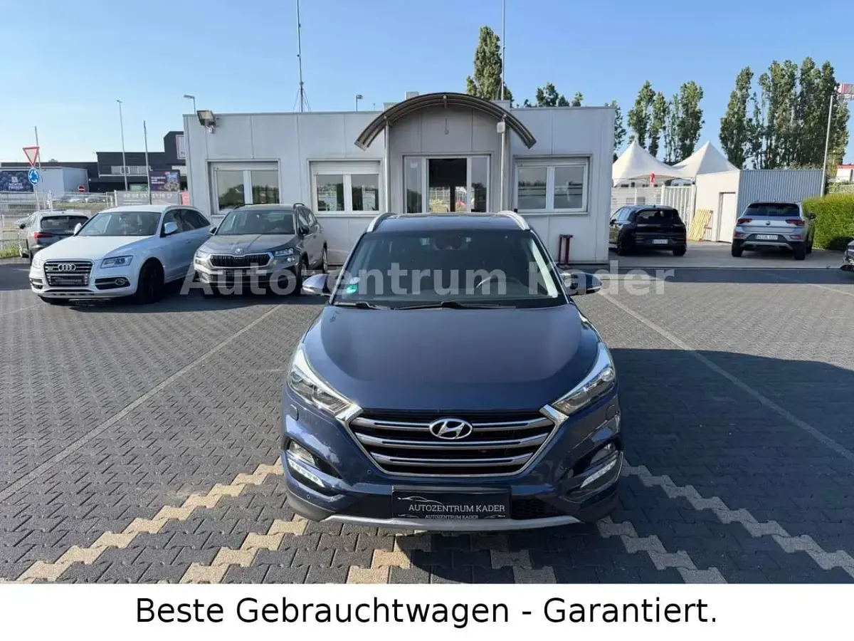 Gebraucht Hyundai Tucson Premium 177 PS (130 kW) 2017 Stargazing blue SUV