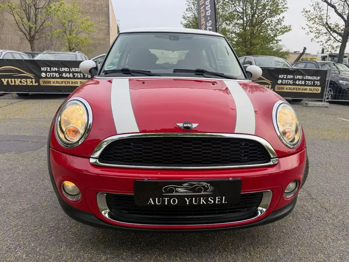 Gebraucht Mini Cooper 122 PS (89 kW) 2011 Rot Kleinwagen