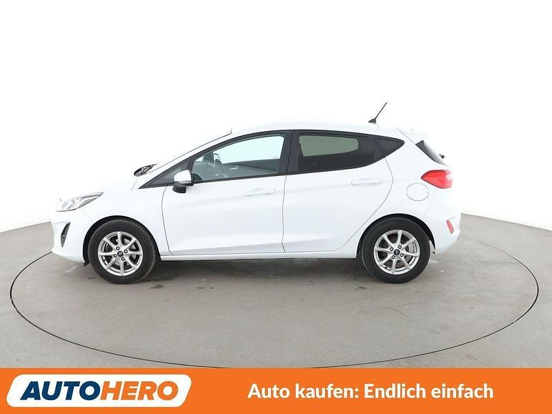 Gebraucht Ford Fiesta Trend 86 PS (63 kW) 2018 Weiß Limousine
