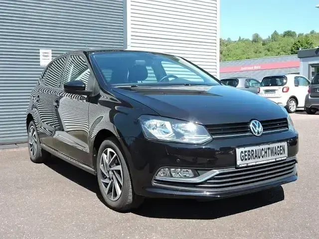 Gebraucht VW Polo Sound 90 PS (66 kW) 2017 Schwarz Kleinwagen