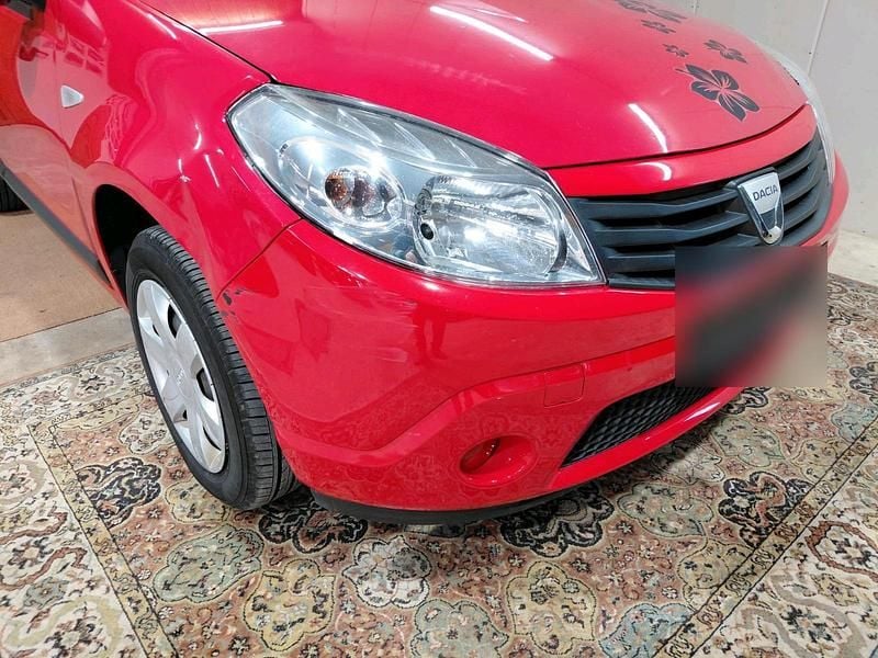 Gebraucht Dacia Sandero 80 PS (58 kW) 2009 Rot Limousine