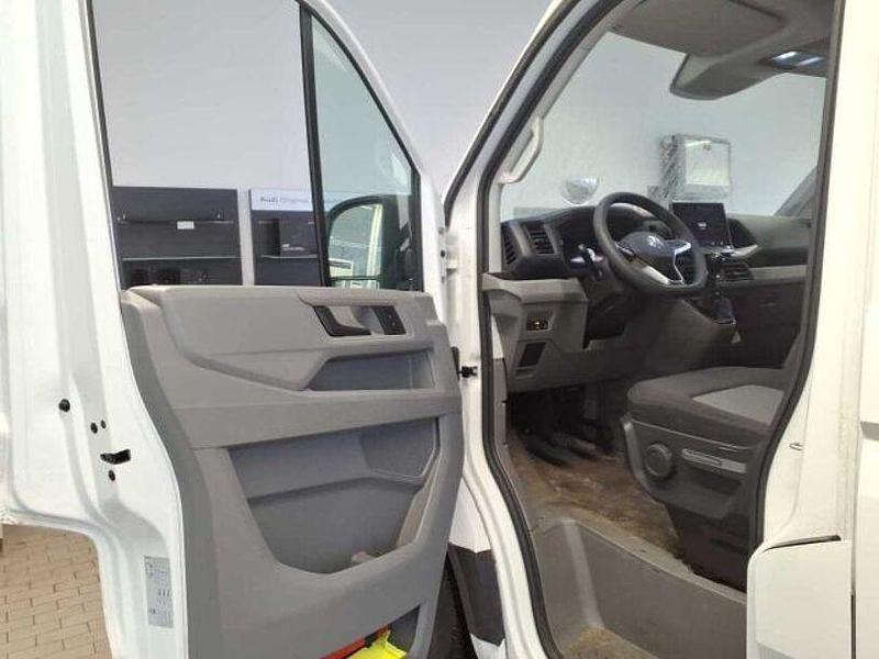 Gebraucht VW Crafter 140 PS (102 kW) 2025 Weiß Van
