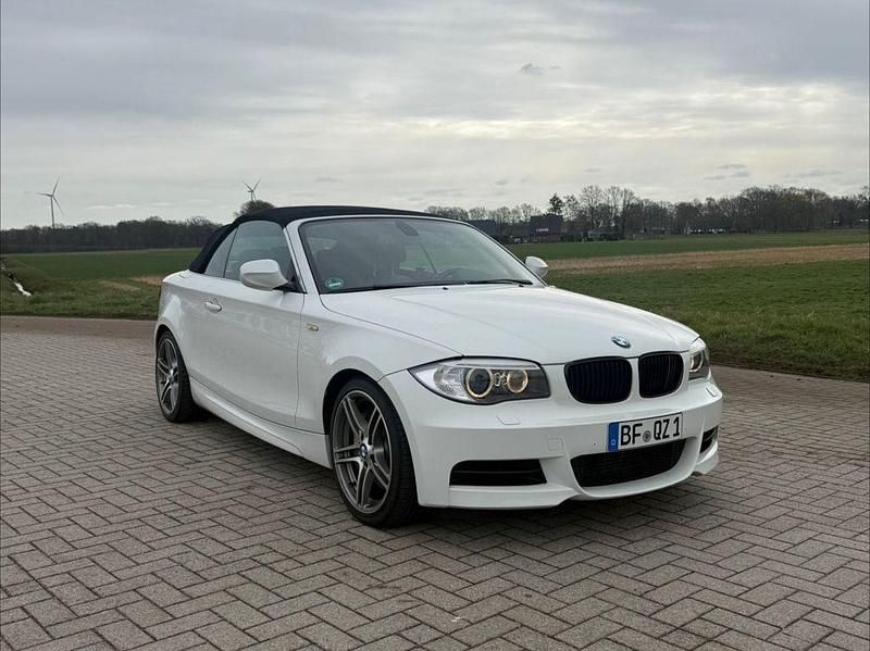 Gebraucht BMW 135 Cabriolet M Performance 306 PS (225 kW) 2011 Weiß Cabrio