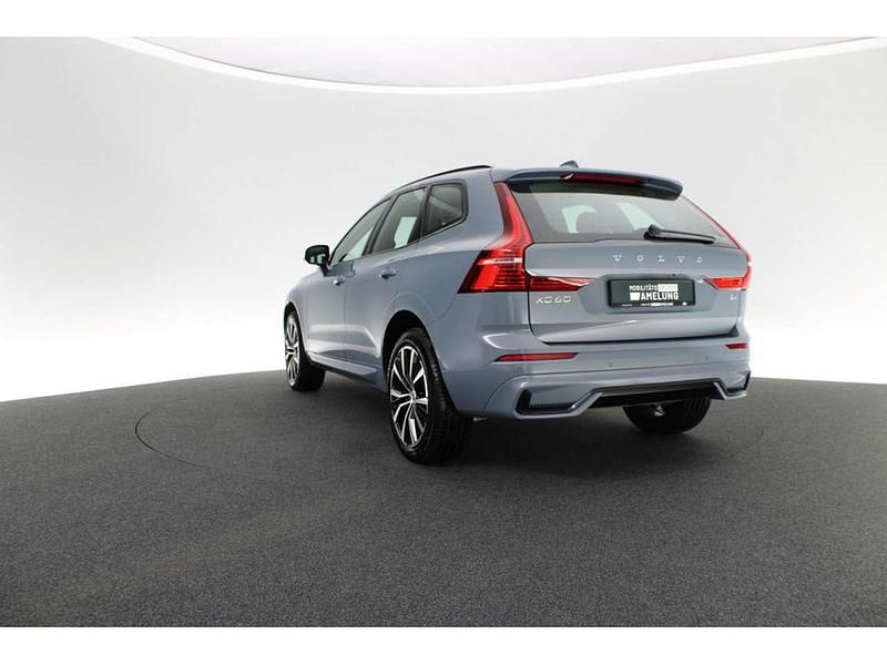 Gebraucht Volvo XC60 Plus 197 PS (144 kW) 2023 Grau SUV