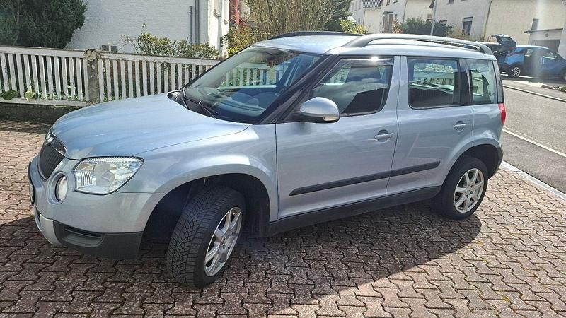 Gebraucht Skoda Yeti 110 PS (80 kW) 2011 Blau SUV