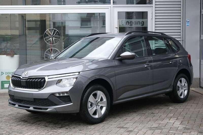 Graphite grau metallic Neu 2025 Skoda Kamiq Selection SUV | 24.479 € (Fairer Preis) - Bild 1/4