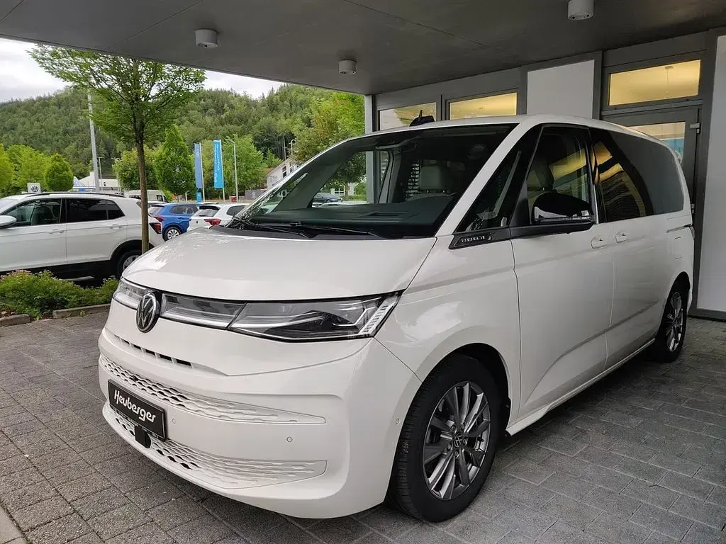 Gebraucht VW Multivan Energetic 150 PS (110 kW) 2023 Weiß Van / Kleinbus