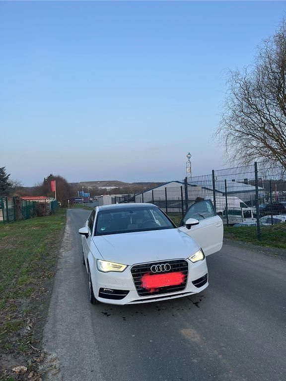 Gebraucht Audi A3 S-Line 179 PS (131 kW) 2012 Weiß Kleinwagen