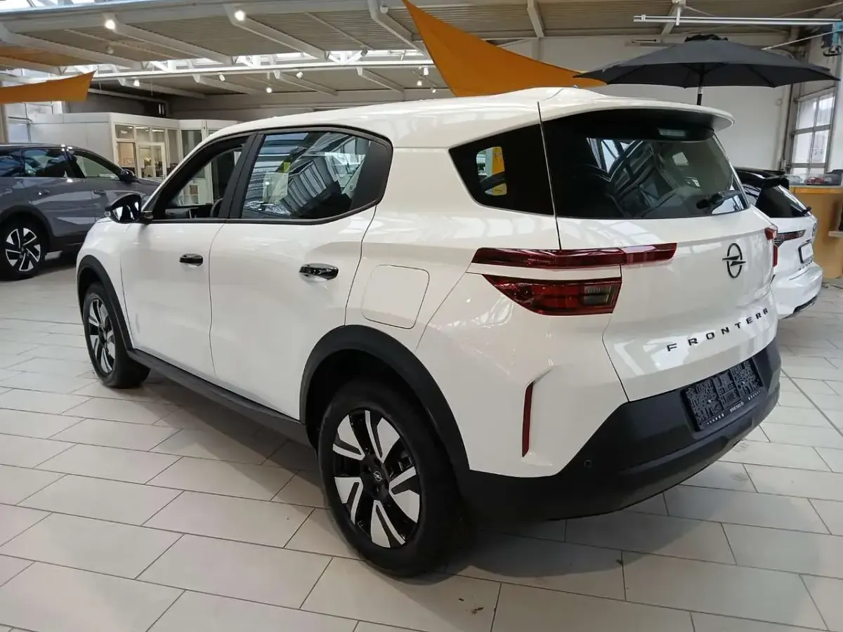 Neu Opel Frontera Edition 110 PS (80 kW) 2025 Arktis weiß SUV