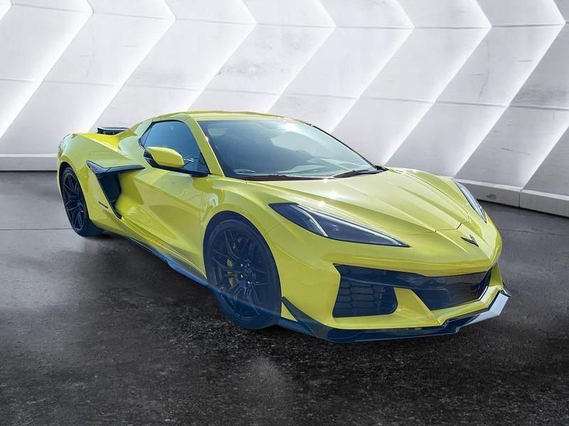 Neu Corvette Z06 646 PS (475 kW) 2025 Gelb Cabrio