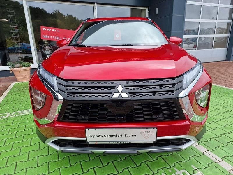 Gebraucht Mitsubishi Eclipse Cross Plus 188 PS (138 kW) 2022 Rot SUV