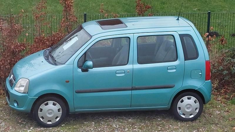 Gebraucht Opel Agila 84 PS (61 kW) 2006 Andere farben Kleinwagen