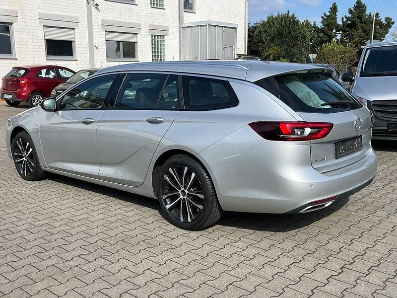 Gebraucht Opel Insignia Elegance 174 PS (127 kW) 2022 Silber Kombi