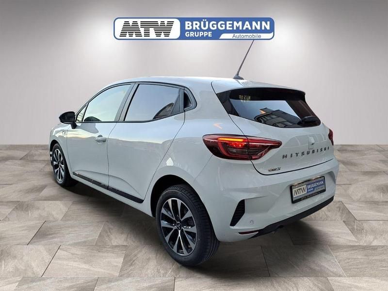 Neu Mitsubishi Colt Plus 91 PS (66 kW) 2025 Weiss Kleinwagen