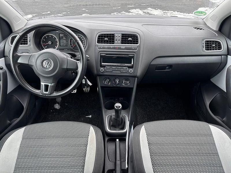 Gebraucht VW Polo Cross 86 PS (63 kW) 2013 Terra beige Kleinwagen