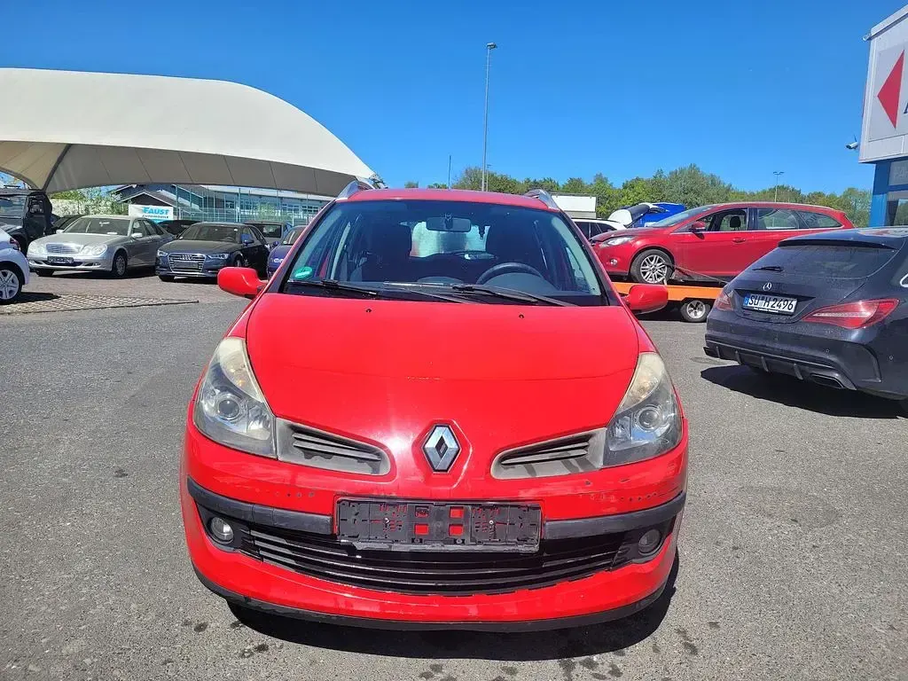 Gebraucht Renault Clio II Dynamique 75 PS (55 kW) 2008 Rot Limousine