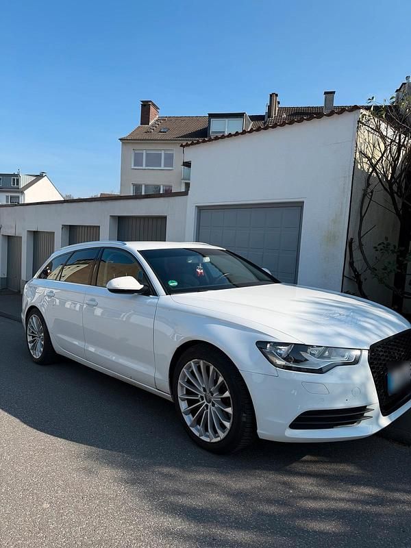 Gebraucht Audi A6 245 PS (180 kW) 2011 Weiß Kombi