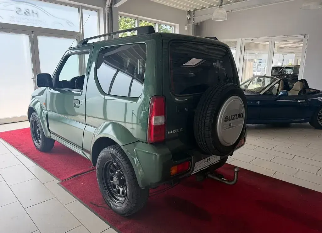 Gebraucht Suzuki Jimny 84 PS (61 kW) 2012 Grün SUV