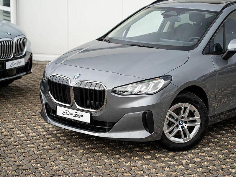 Gebraucht BMW 218 Active Tourer Performance 136 PS (100 kW) 2025 Skyscraper grey metallic Van / Kleinbus