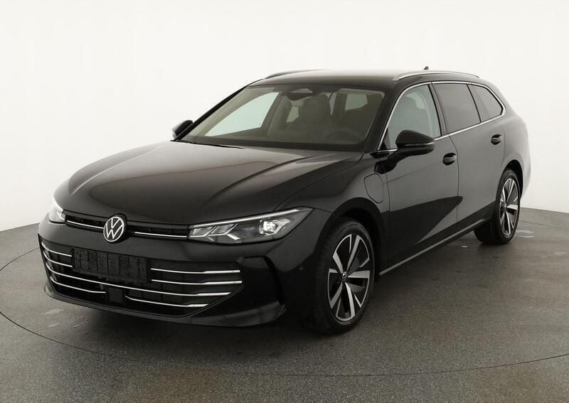 Grenadillschwarz metallic Neu 2025 VW Passat Pro Kombi | 46.445 € (Fairer Preis) - Bild 1/4