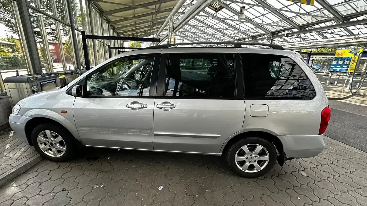 Gebraucht Mazda MPV 136 PS (100 kW) 2002 Grau Van / Kleinbus
